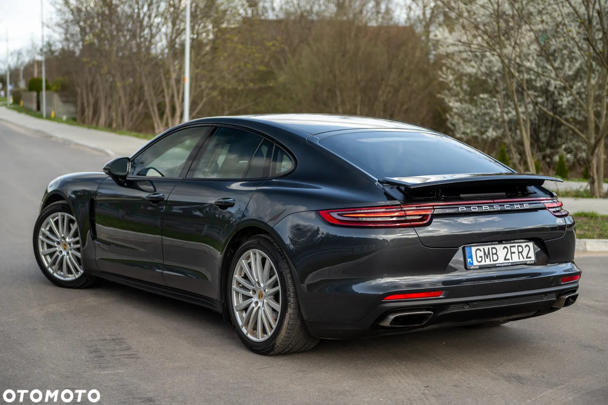 Porsche Panamera - 11