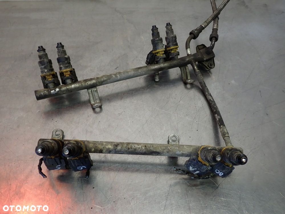 LISTWA WTRYSKOWA JEEP GRAND CHEROKEE I - 6