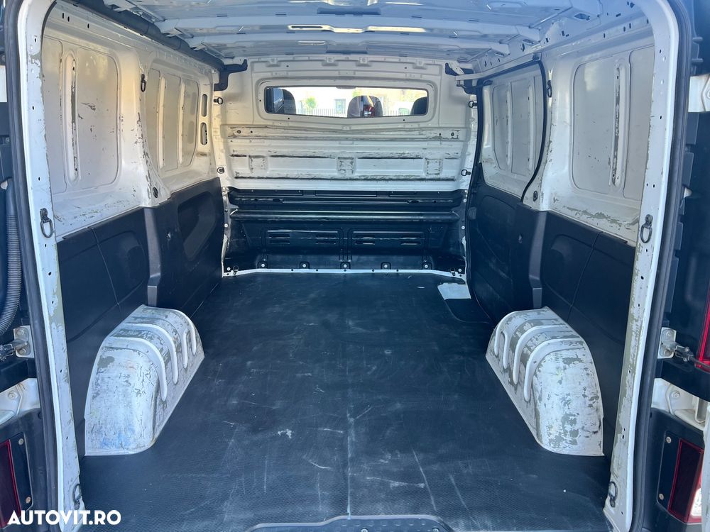 Renault Trafic 1.6 dCi 115 L1H1 Komfort - 12