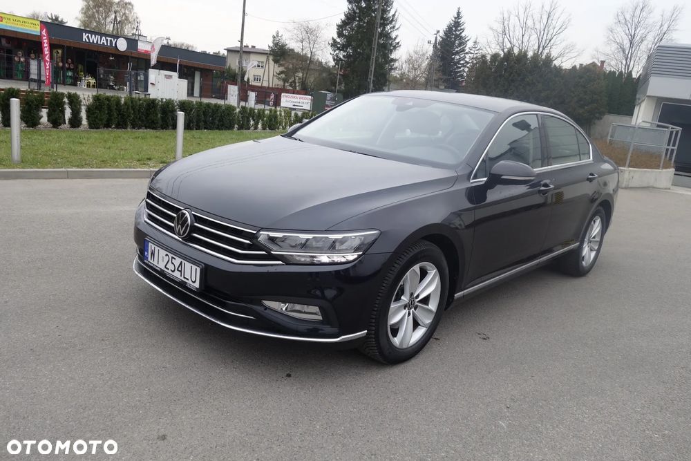 Volkswagen Passat 1.5 TSI EVO Elegance DSG - 1