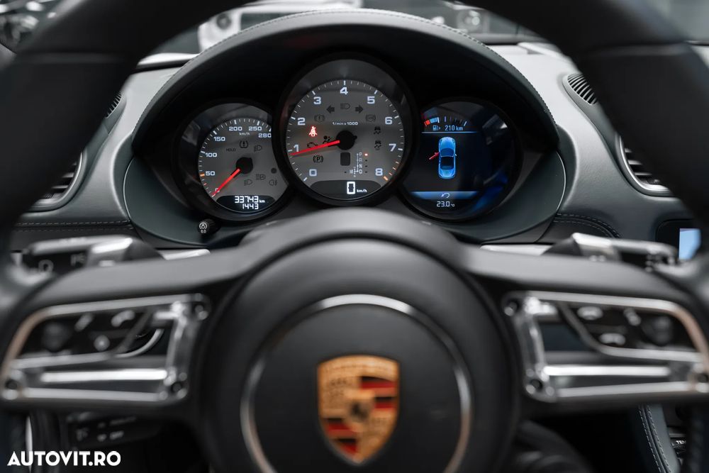 Porsche Boxster 718 PDK - 17