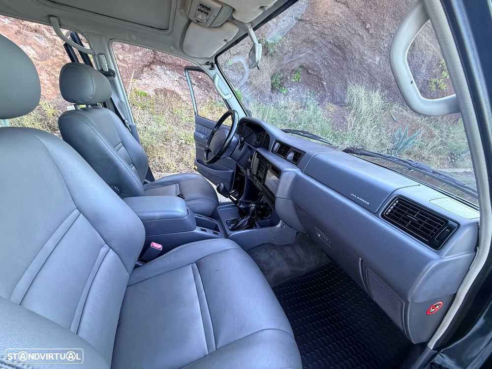 Toyota Land Cruiser 4.2 VX TD - 13