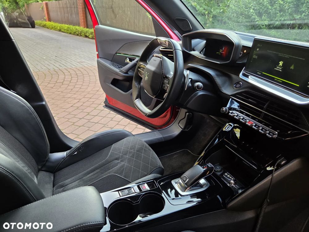 Peugeot 2008 1.2 PureTech GT Pack S&S EAT8 - 27