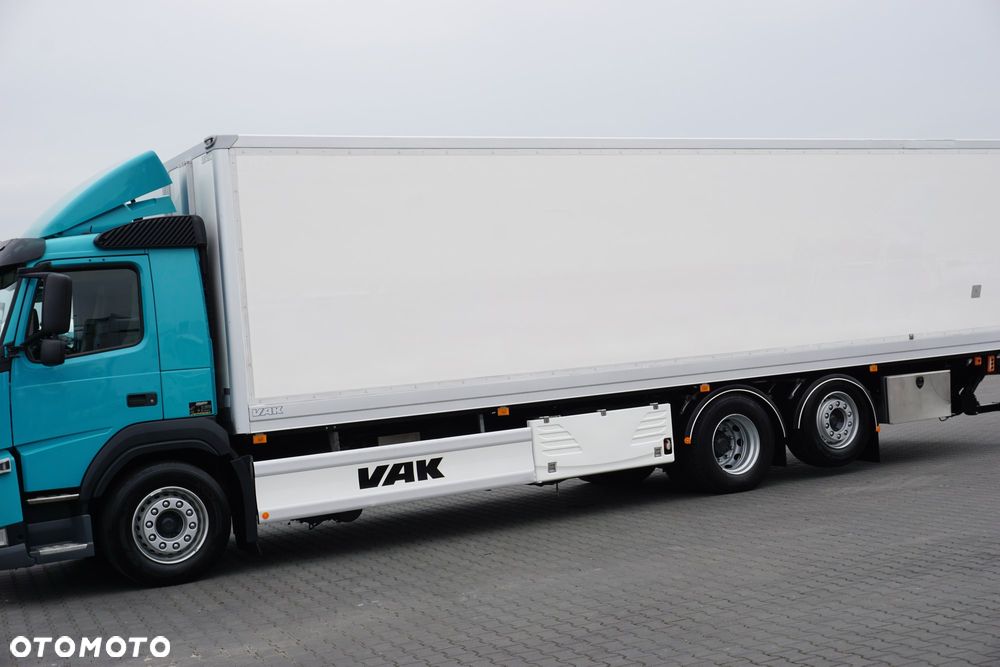 Volvo FM / 330 / E 6 / CHŁODNIA + WINDA / 23 PALETY / OŚ SKRĘTNA / DŁ 9,2 M - 15