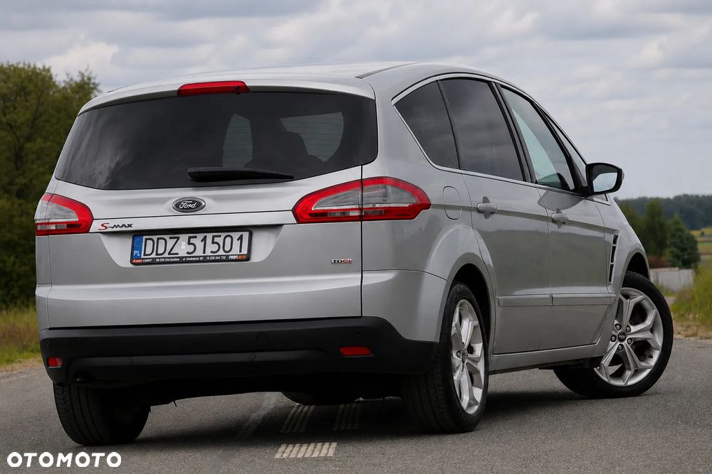 Ford S-Max 2.0 TDCi DPF Titanium - 11