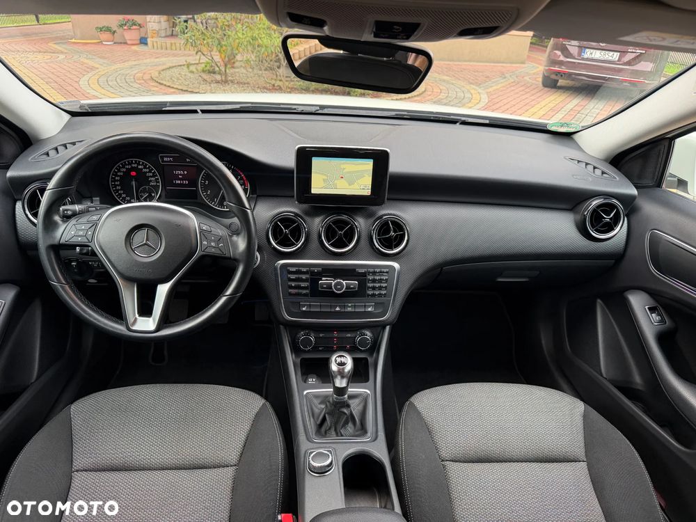 Mercedes-Benz Klasa A 180 (BlueEFFICIENCY) - 15