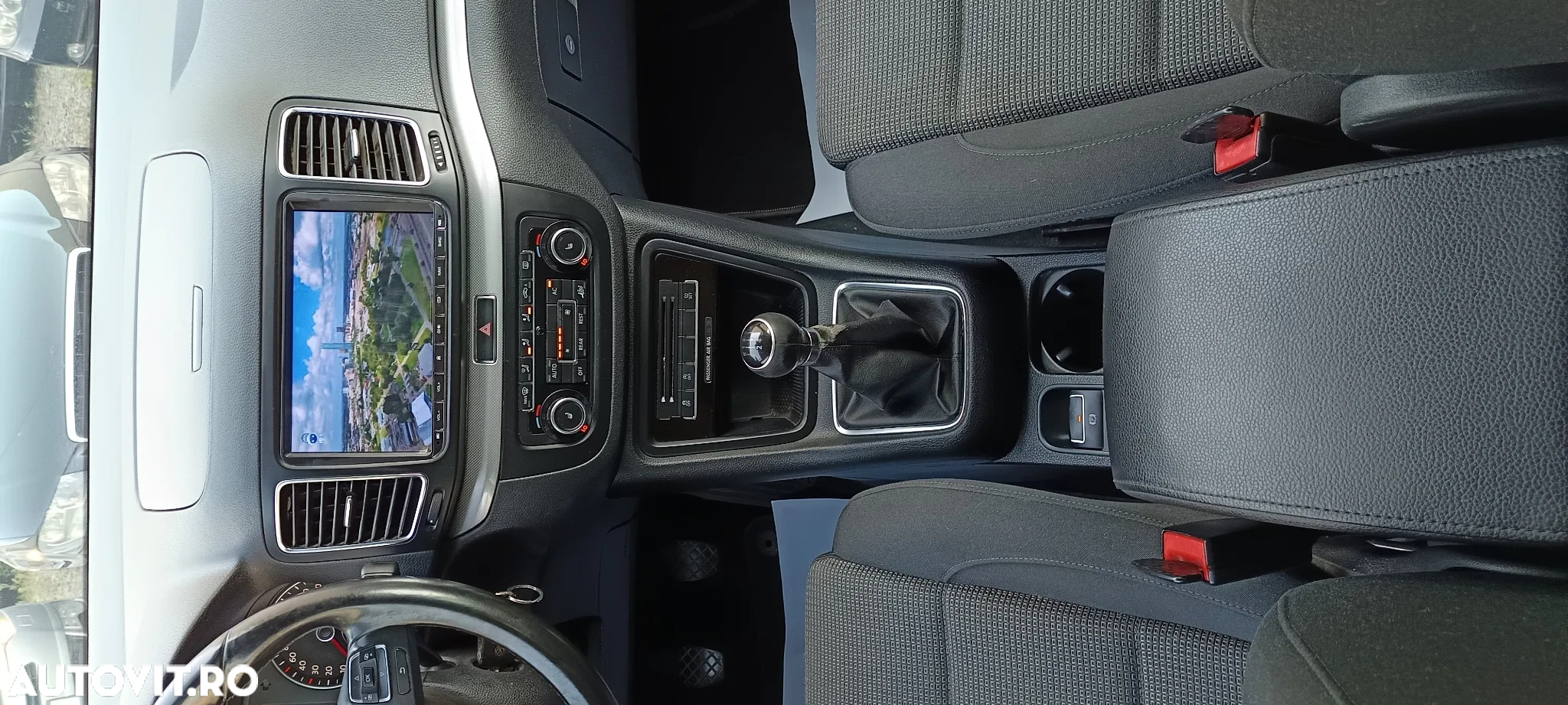 Volkswagen Sharan 2.0 TDI BlueMotion Technology Comfortline - 23
