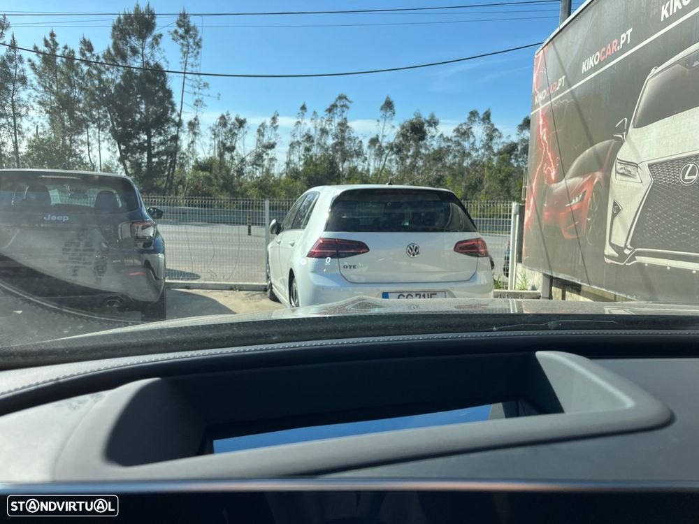 Mercedes-Benz C 300 e T 9G-TRONIC AMG Line - 22