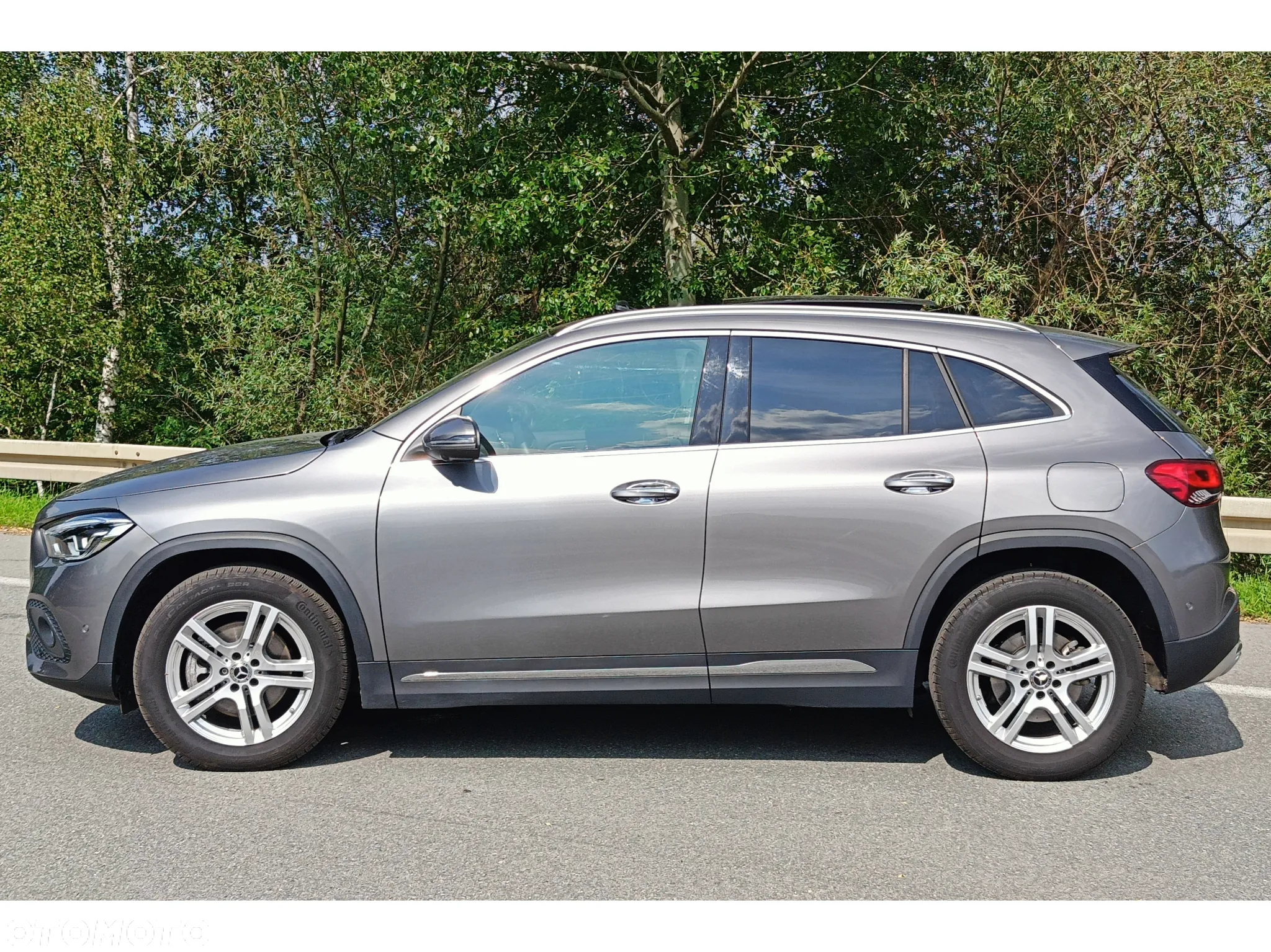 Mercedes-Benz GLA 250 4-Matic - 3
