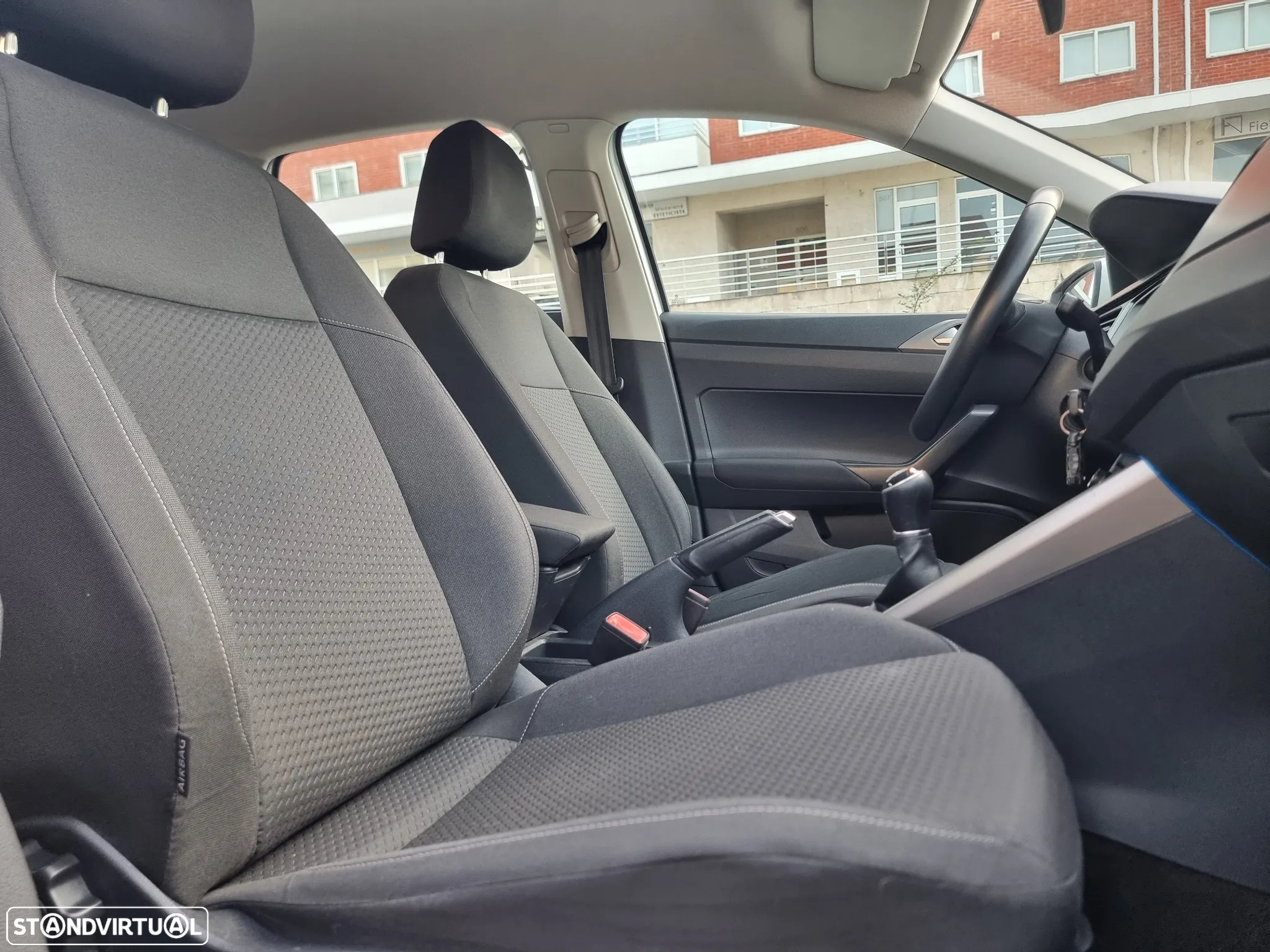 VW Polo 1.0 Confortline Nav - 22