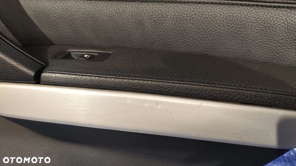 BOCZEK TAPICERKA DRZWI LEWY PRAWY TYŁ CZARNY SKÓRA DEKOR BMW E90 M-PAKIET - 10