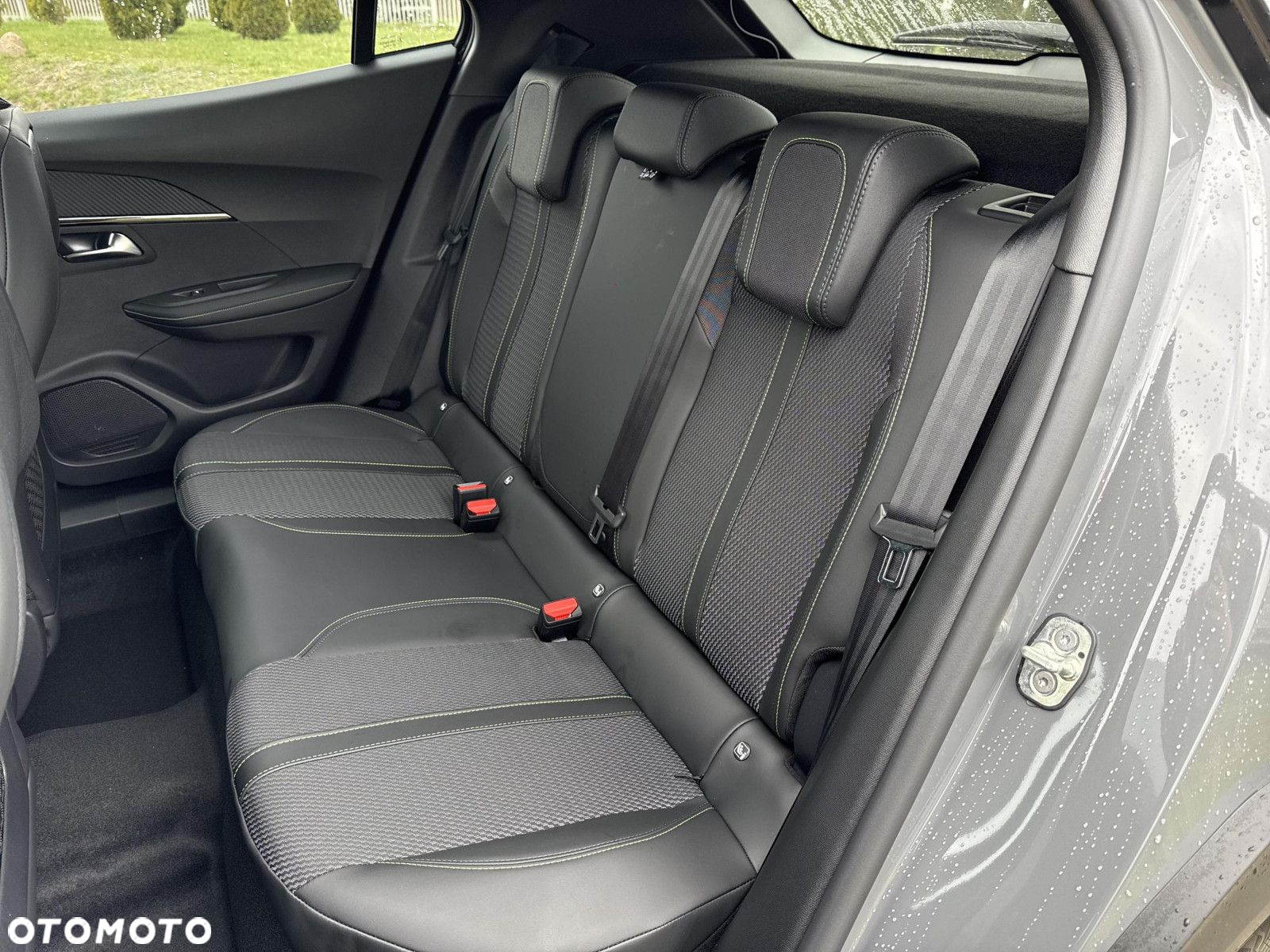 Peugeot 2008 - 14