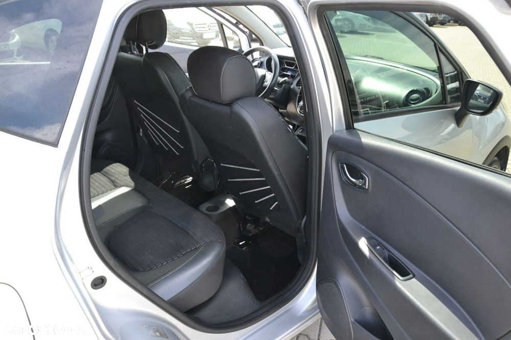 Renault Captur - 19