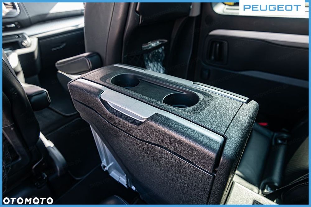 Peugeot Traveller - 37