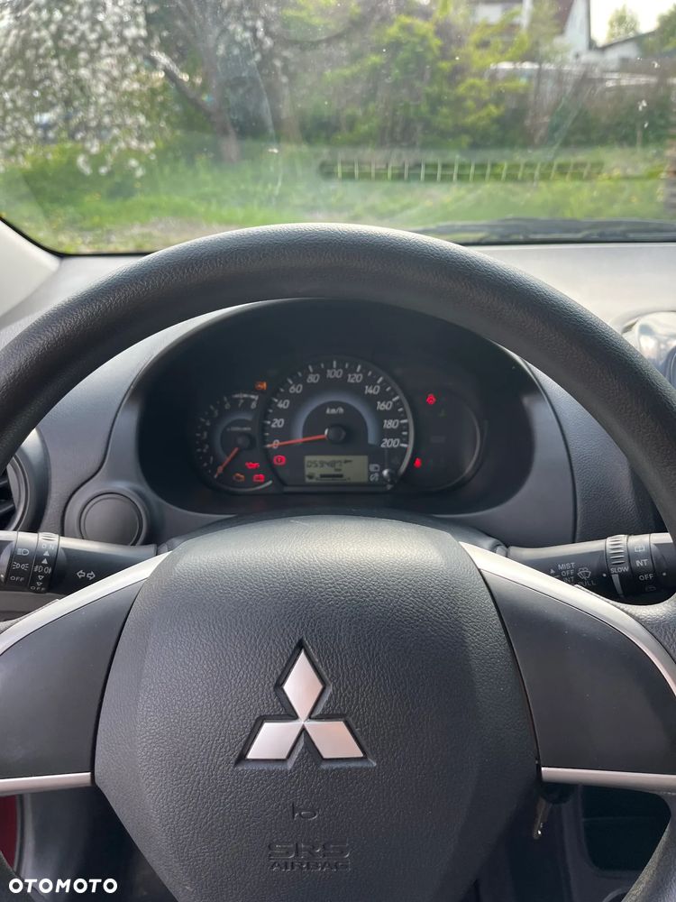 Mitsubishi Space Star - 4