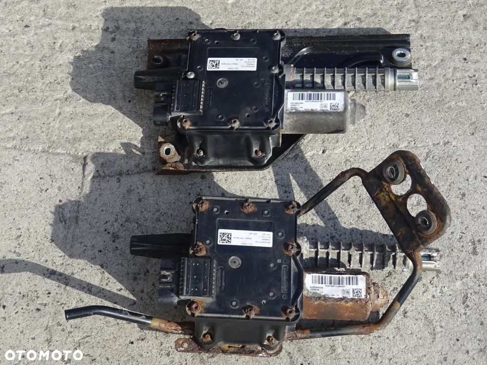 MECHANIZM ELEKTRYCZNY STEROWNIK HAMULCA RĘCZNEGO OPEL INSIGNIA A ASTRA J ZAFIRA C MERIVA B - 2