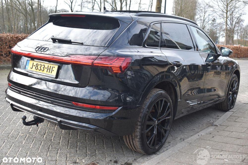 Audi e-tron 50 Quattro S line - 4