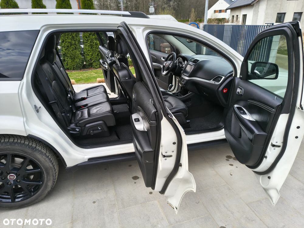 Fiat Freemont 2.0 Multijet Black Code AWD - 33