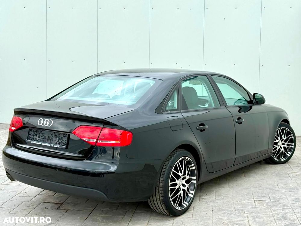 Audi A4 Limuzina 2.0 TDI DPF quattro Ambition - 12
