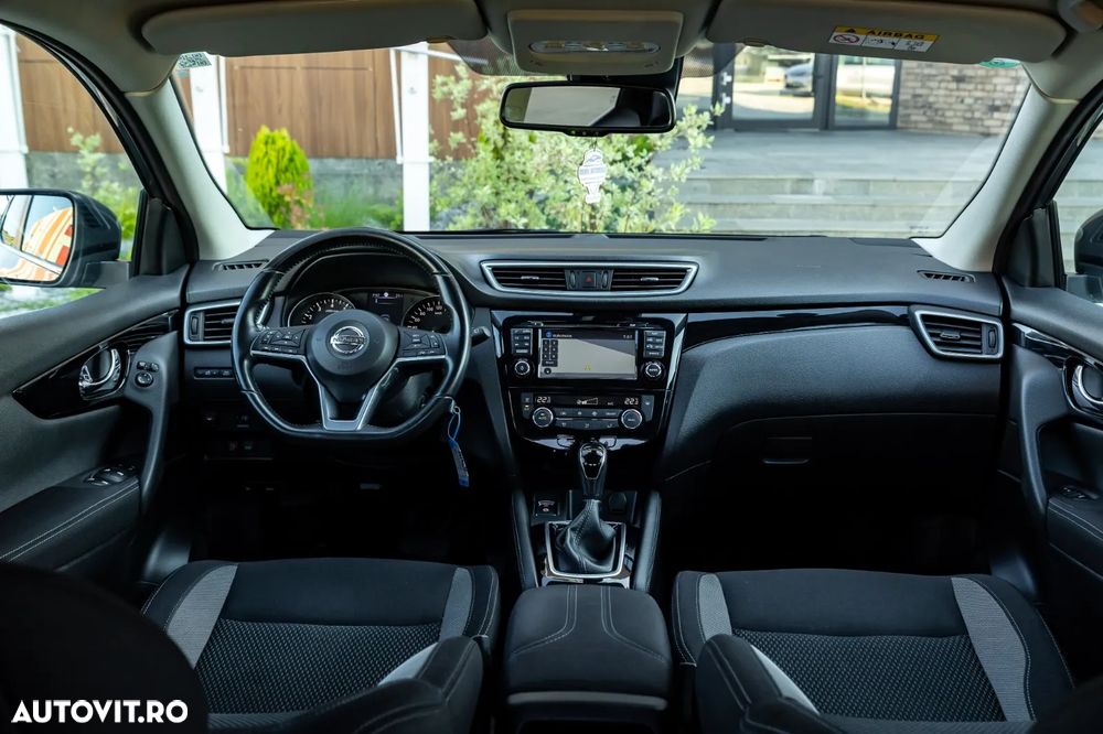 Nissan Qashqai 1.2 DIG-T Xtronic TEKNA - 6