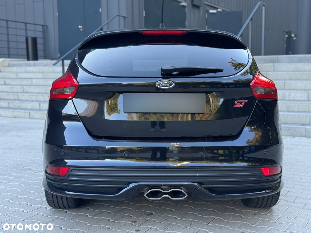 Ford Focus 2.0 TDCi ST-2 - 12