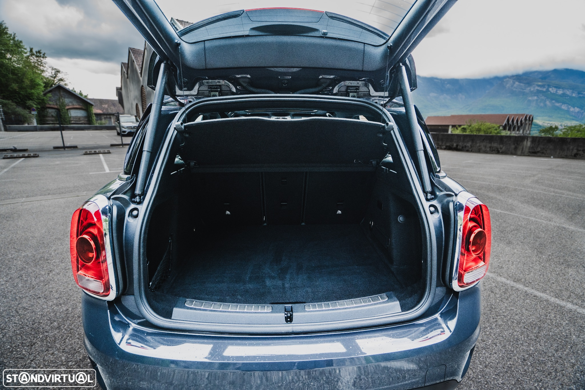 MINI Countryman Cooper SE ALL4 Auto - 11