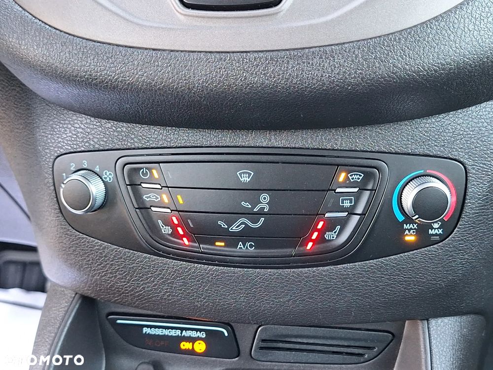 Ford Tourneo Courier 1.5 TDCi Trend - 23