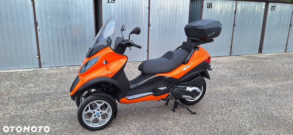 Piaggio MP-3 - 2