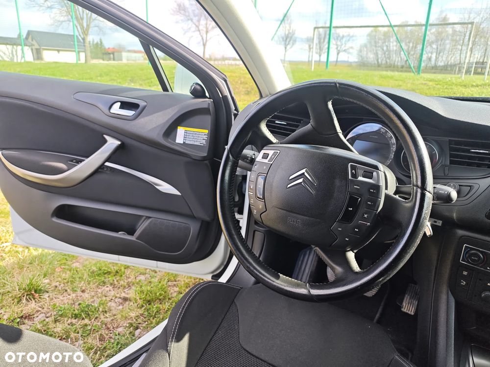 Citroën C5 2.0i 16V Dynamique - 10