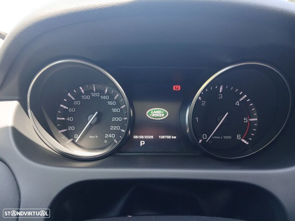 Land Rover Discovery Sport 2.0 TD4 HSE Luxury 7L Auto - 30