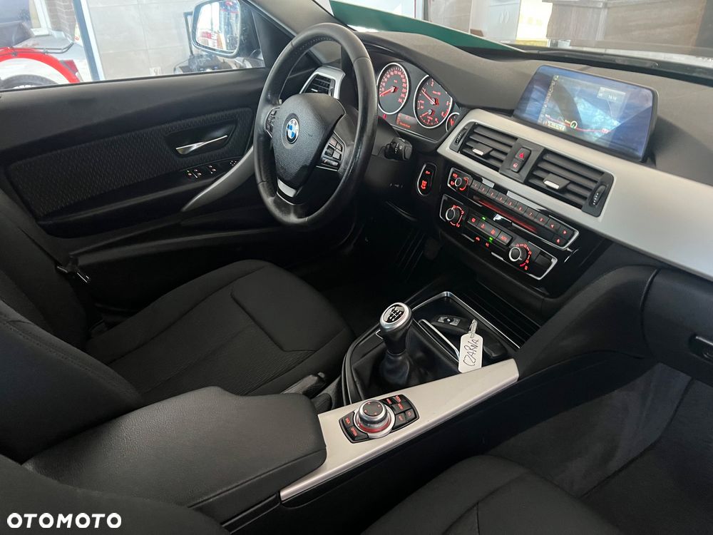 BMW Seria 3 316d Edition Luxury Line Purity - 28