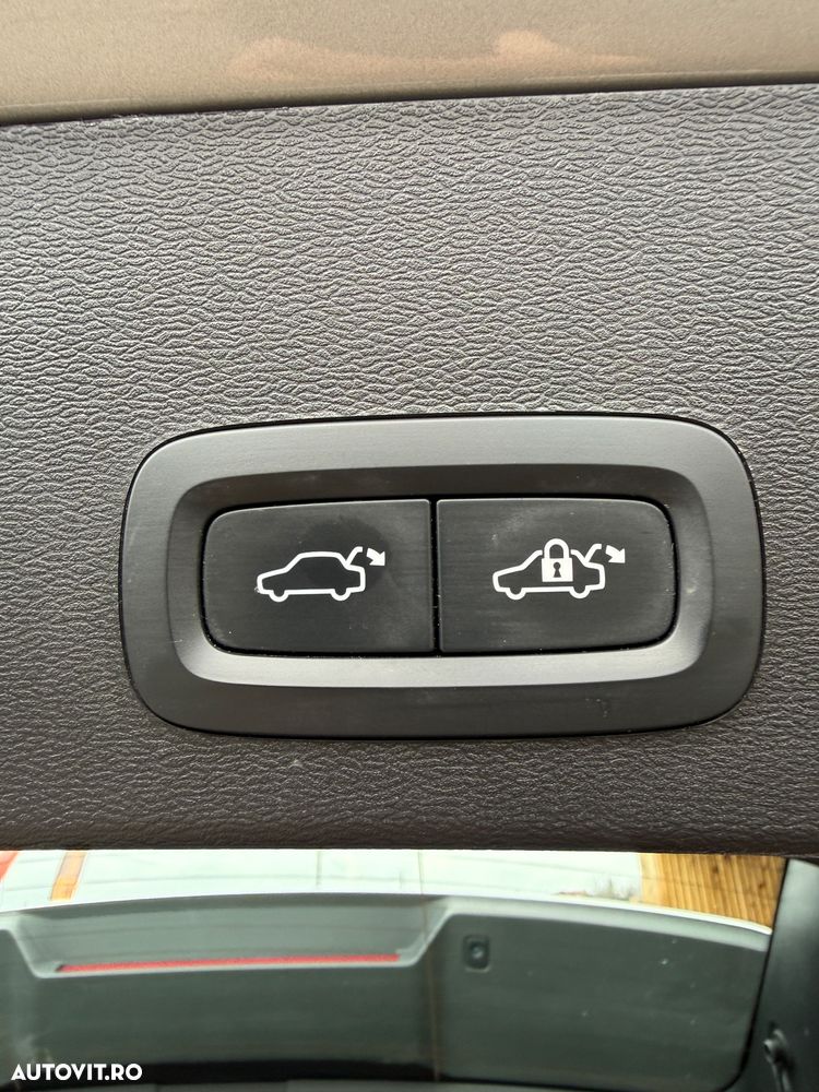 Volvo XC 40 T5 Recharge DKG Inscription - 28