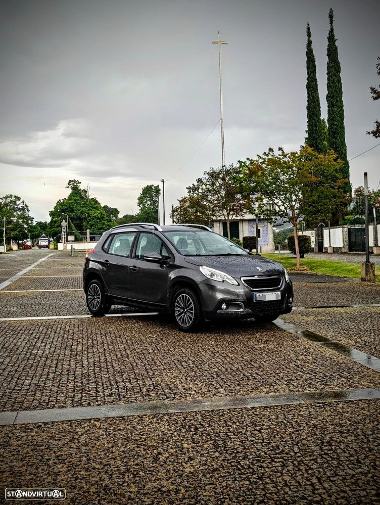 Peugeot 2008 1.6 BlueHDi GT Line - 30