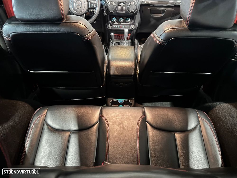Jeep Wrangler - 27