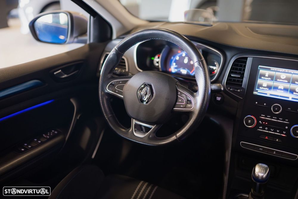 Renault Mégane Sport Tourer - 20