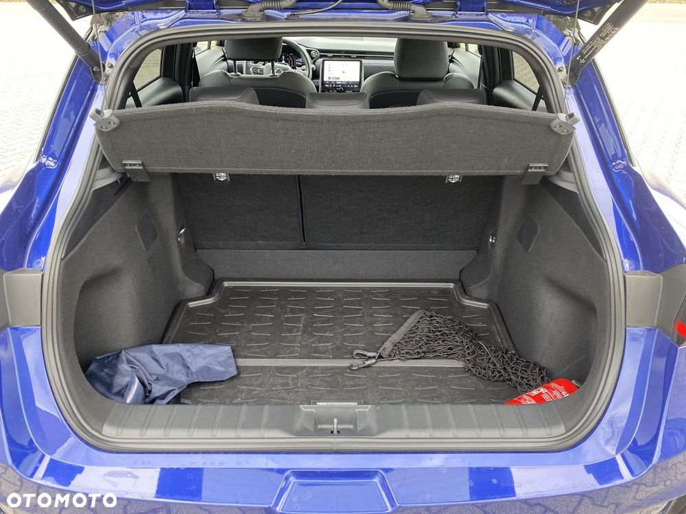 Lexus LBX 1.5 Hybrid Original Edition - 16