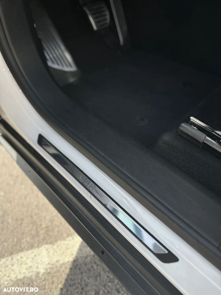 Alfa Romeo Stelvio 2.0 Turbo 16V AT8-Q4 Super - 20