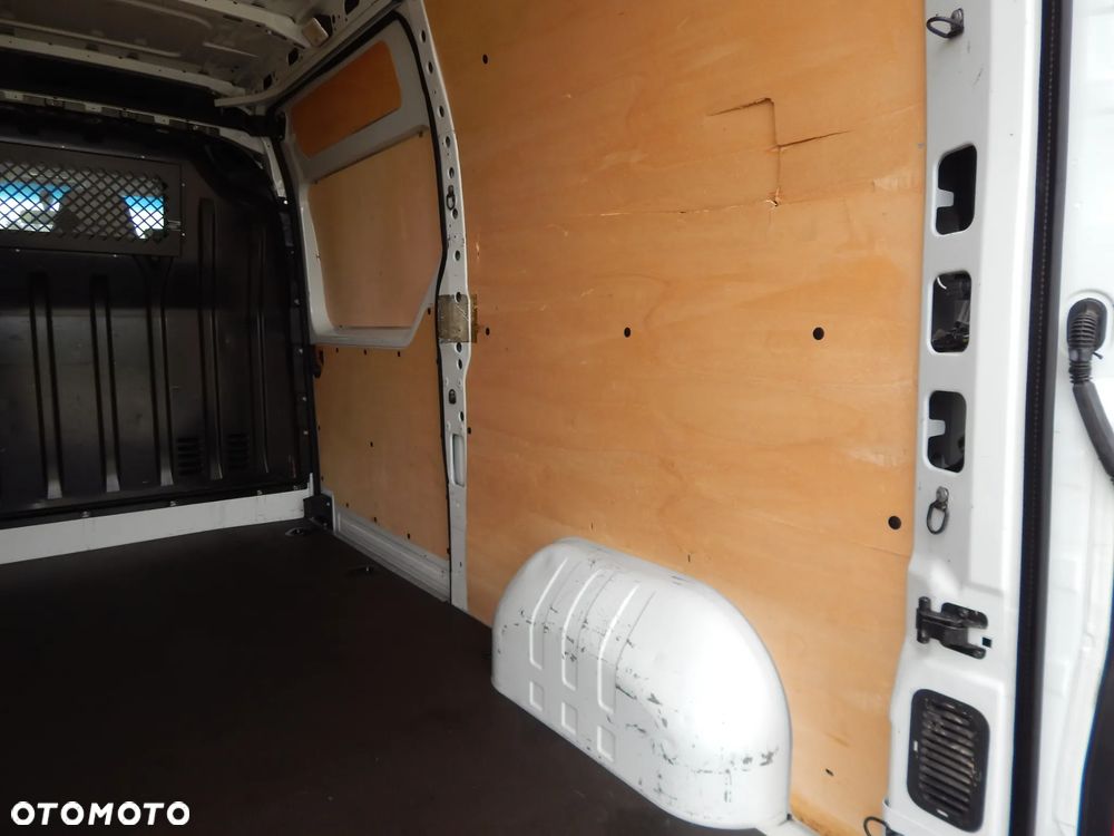 Renault Master L2H2 2,3DCI 125KM - 30
