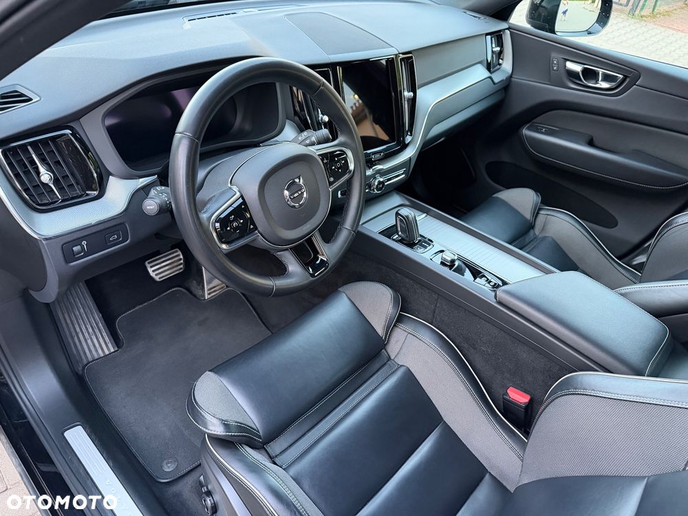 Volvo XC 60 B4 B R-Design - 20
