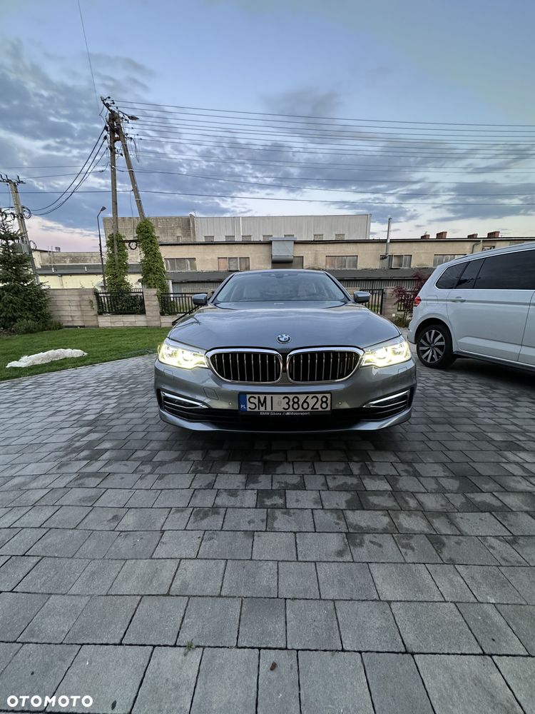 BMW Seria 5 520d xDrive Luxury Line - 13
