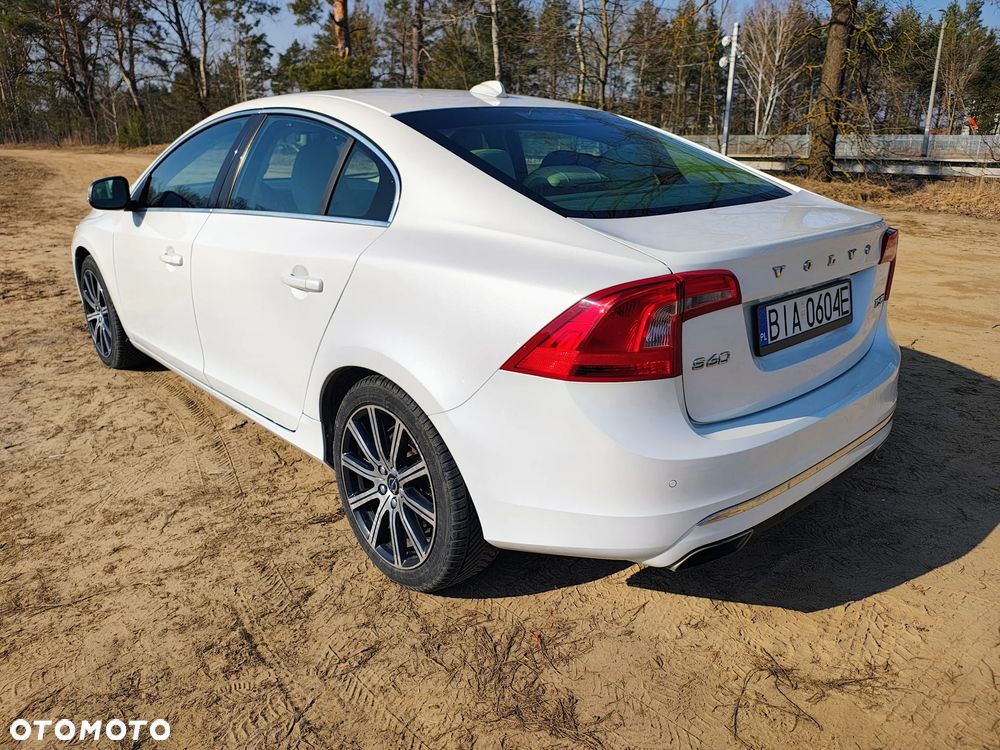 Volvo S60 - 8