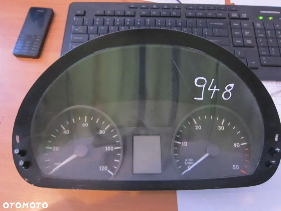 LICZNIK MERCEDES SPRINTER W906 A9064464221 A9064468421 A9069000304 A9069010301 A9069004502 A9064464421 A9064468821 9069002700 9069002700 - 5