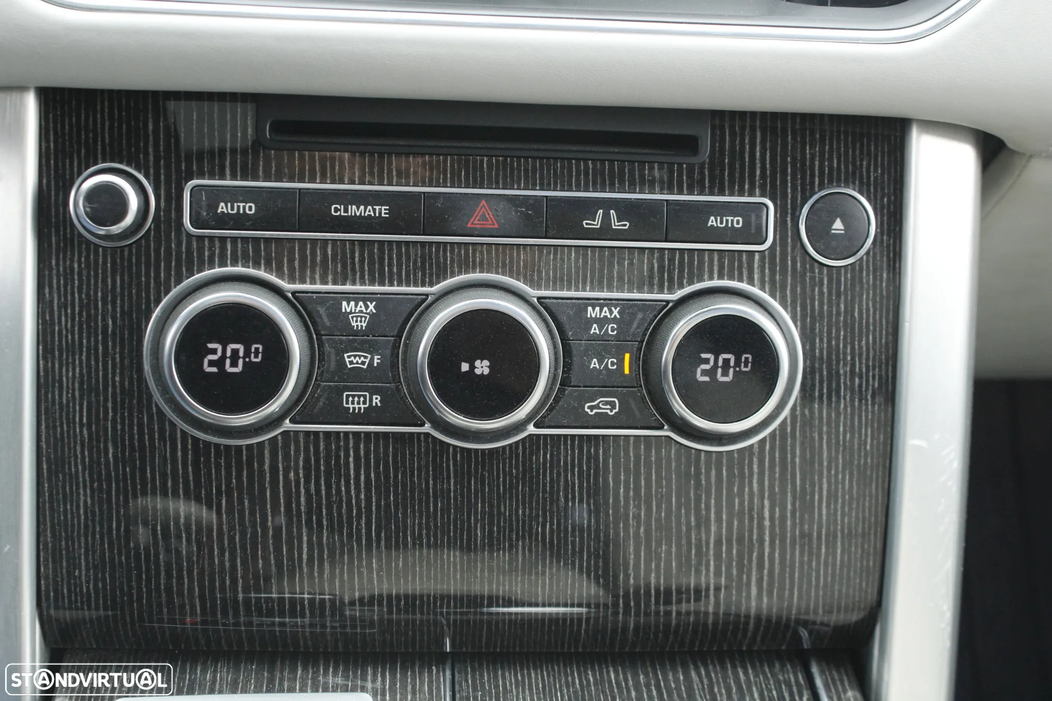 Land Rover Range Rover 4.4 SDV8 Autobiography - 14