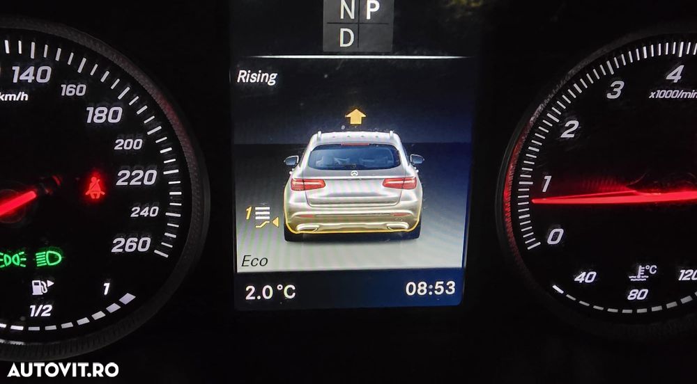Mercedes-Benz GLC - 23
