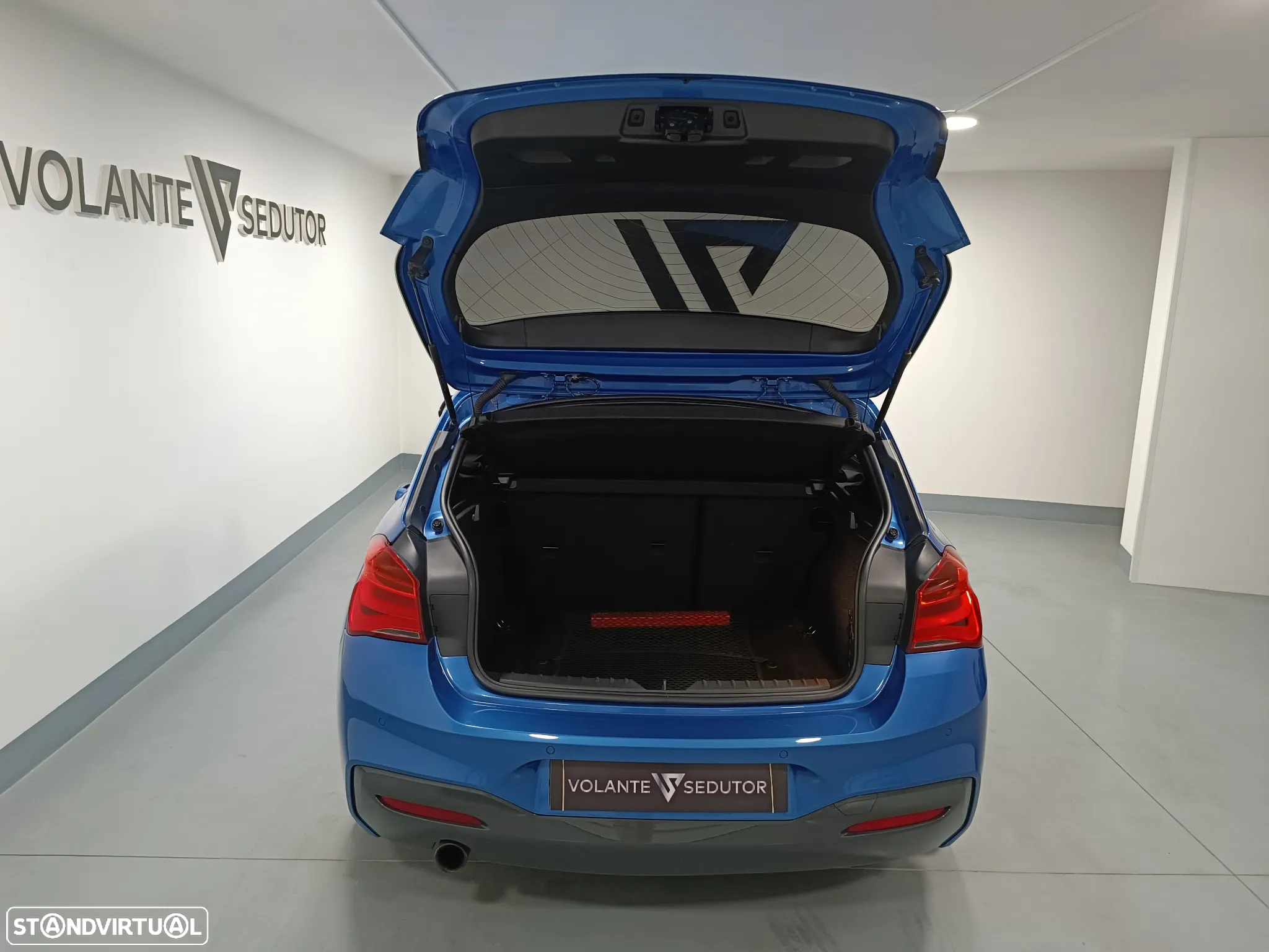 BMW 118 i Aut. M Sport - 14