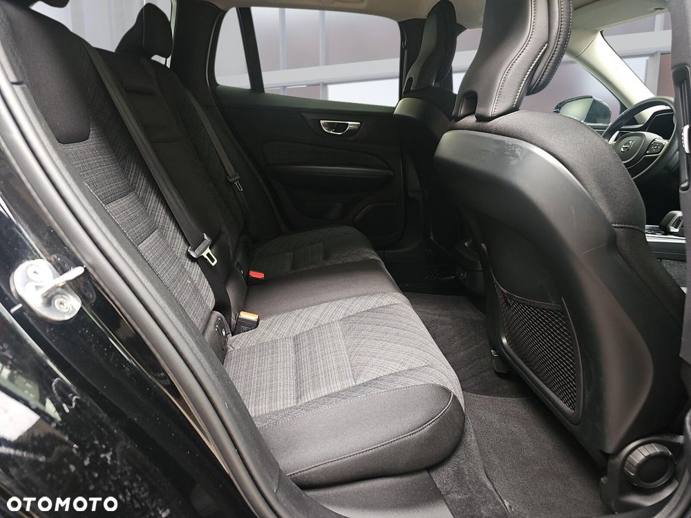 Volvo V60 B4 B Core - 10