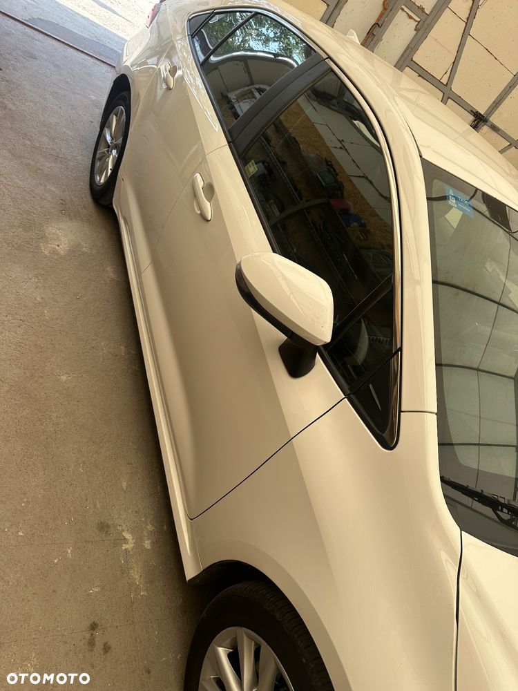 Toyota Auris - 17