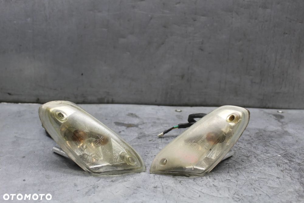 Kymco Agility 50 kierunkowskaz lewy prawy przód przedni - 1