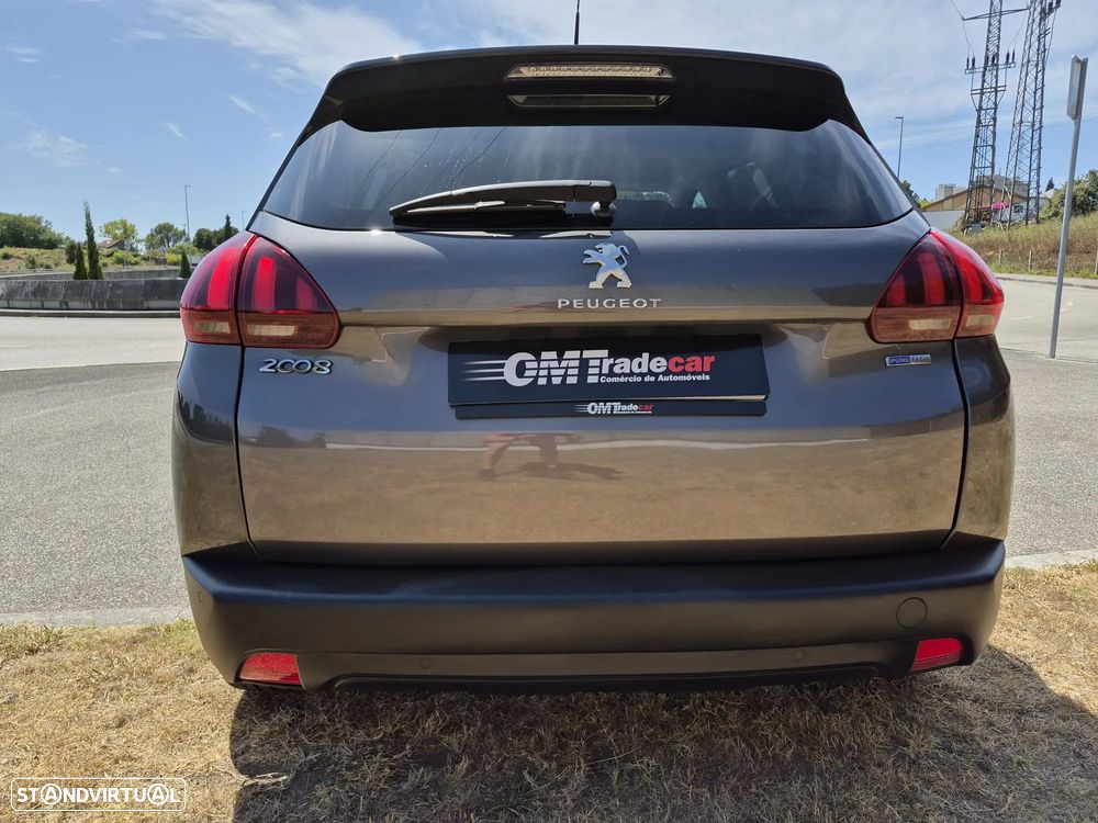 Peugeot 2008 1.2 PureTech Style - 5