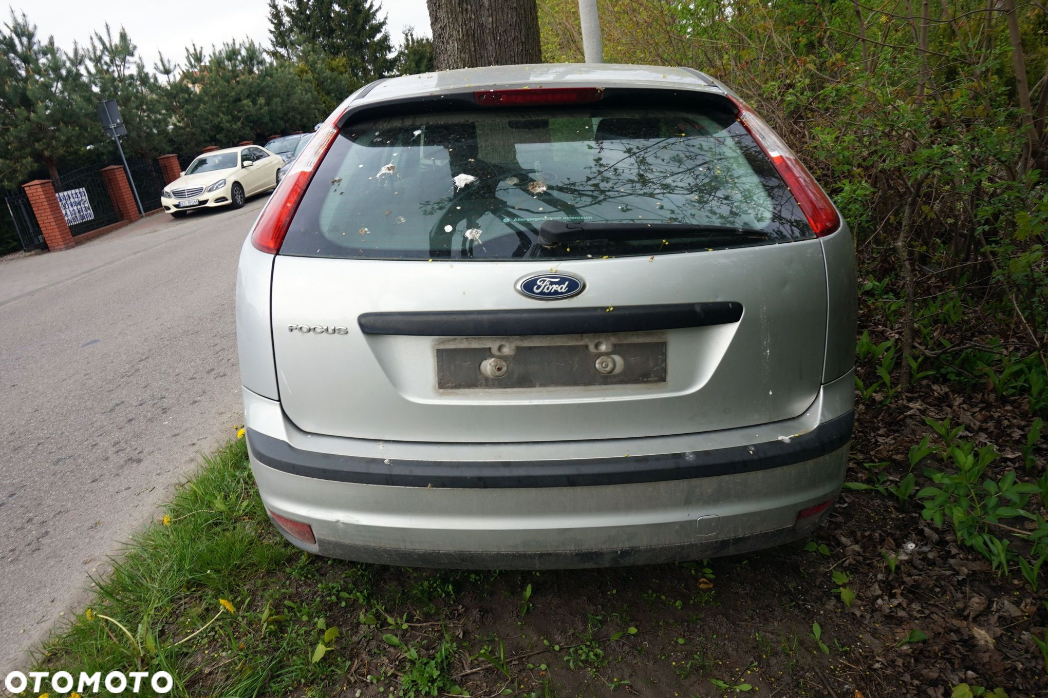 FORD FOCUS II MK2 5D HB O3 1.6 16V KM SREBRNY na części - 4